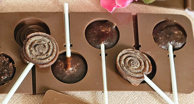 Lízanky z kokosového cukru a panely